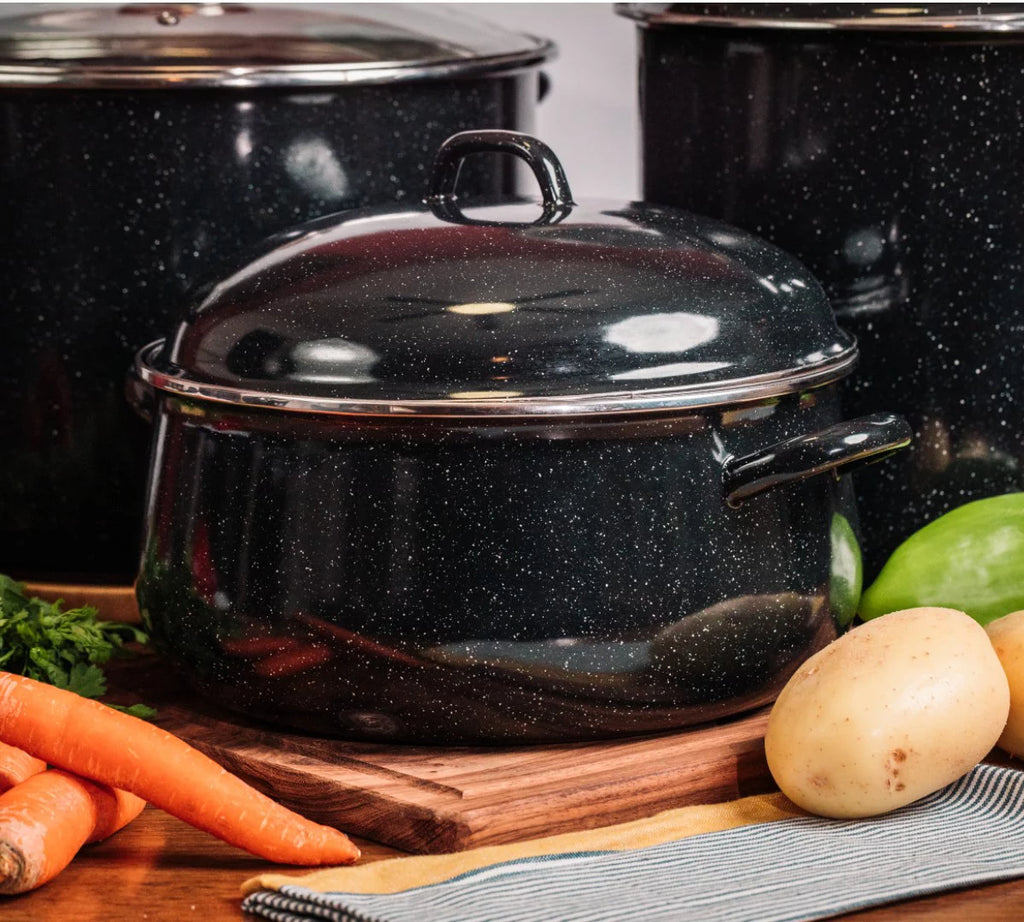 9.5 Qt Enamelware Dutch Oven with Lid R2565