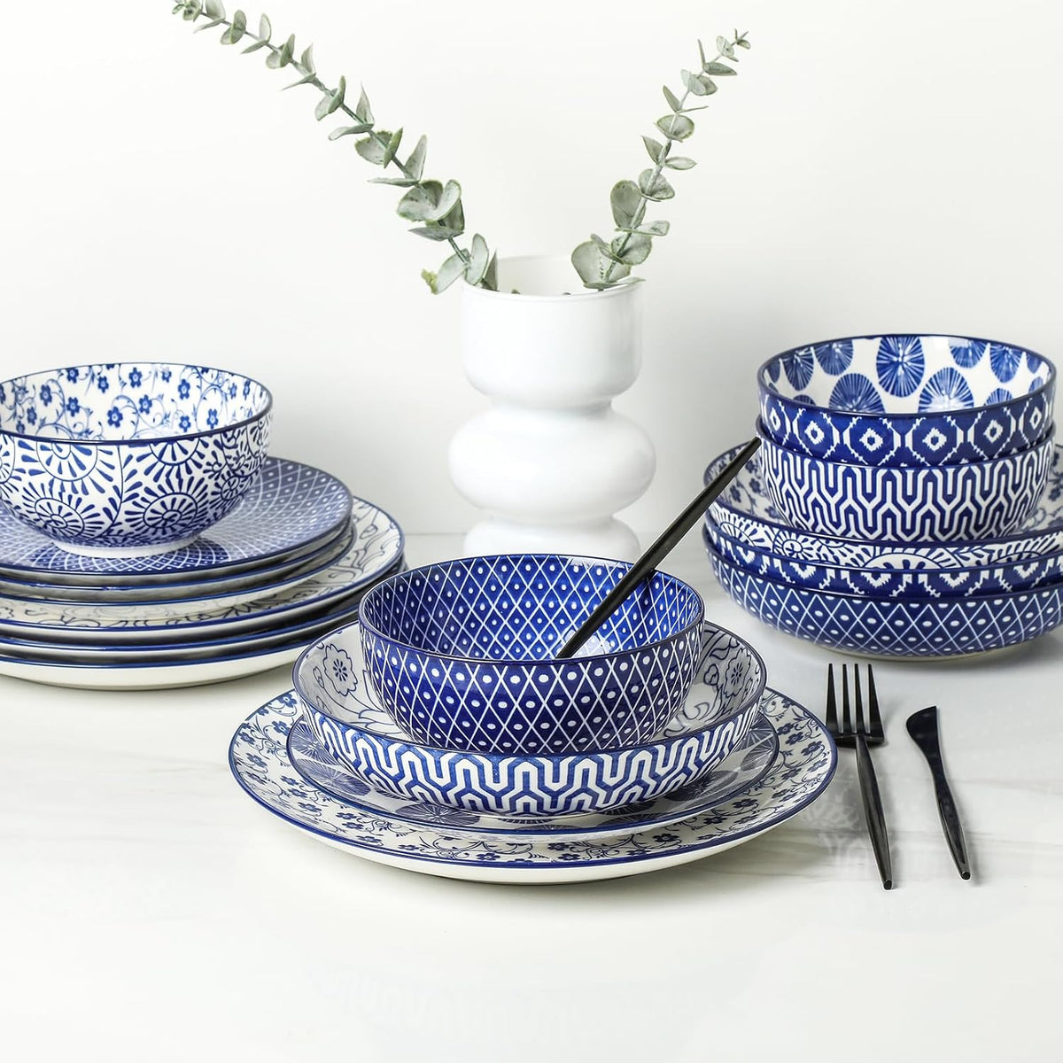 16 Pieces Ceramic Dinnerware Set with 8 Inch Rectangular Salad Plates, Blue H64513