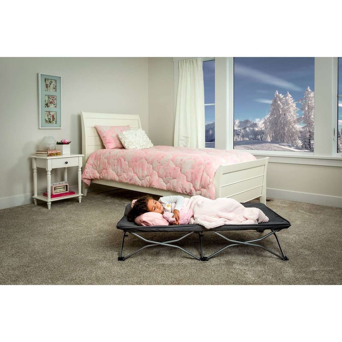 Portable Toddler Bed with Fitted Sheet A26221