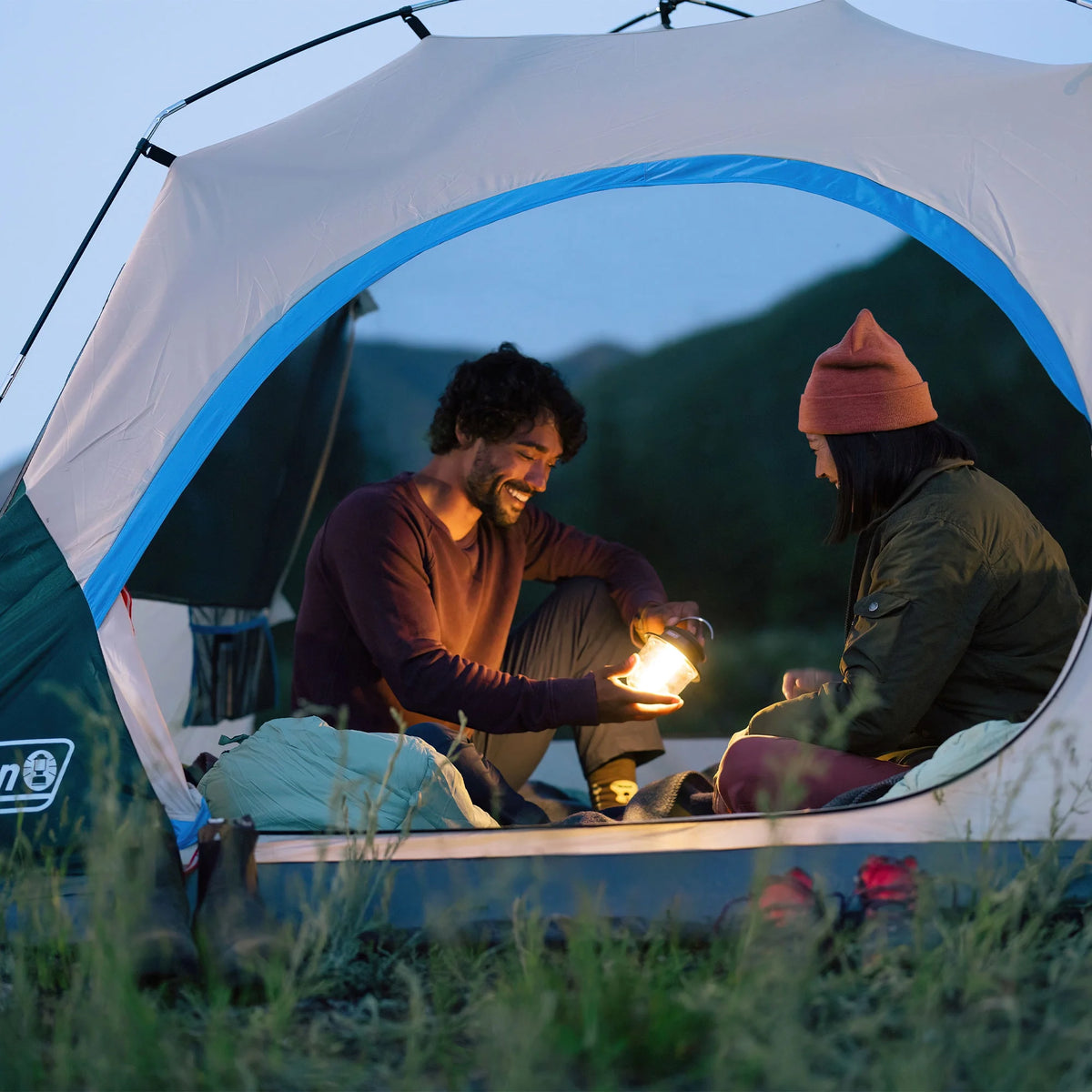 4 Person Camping Tent with Full-Fly Vestibule B53776