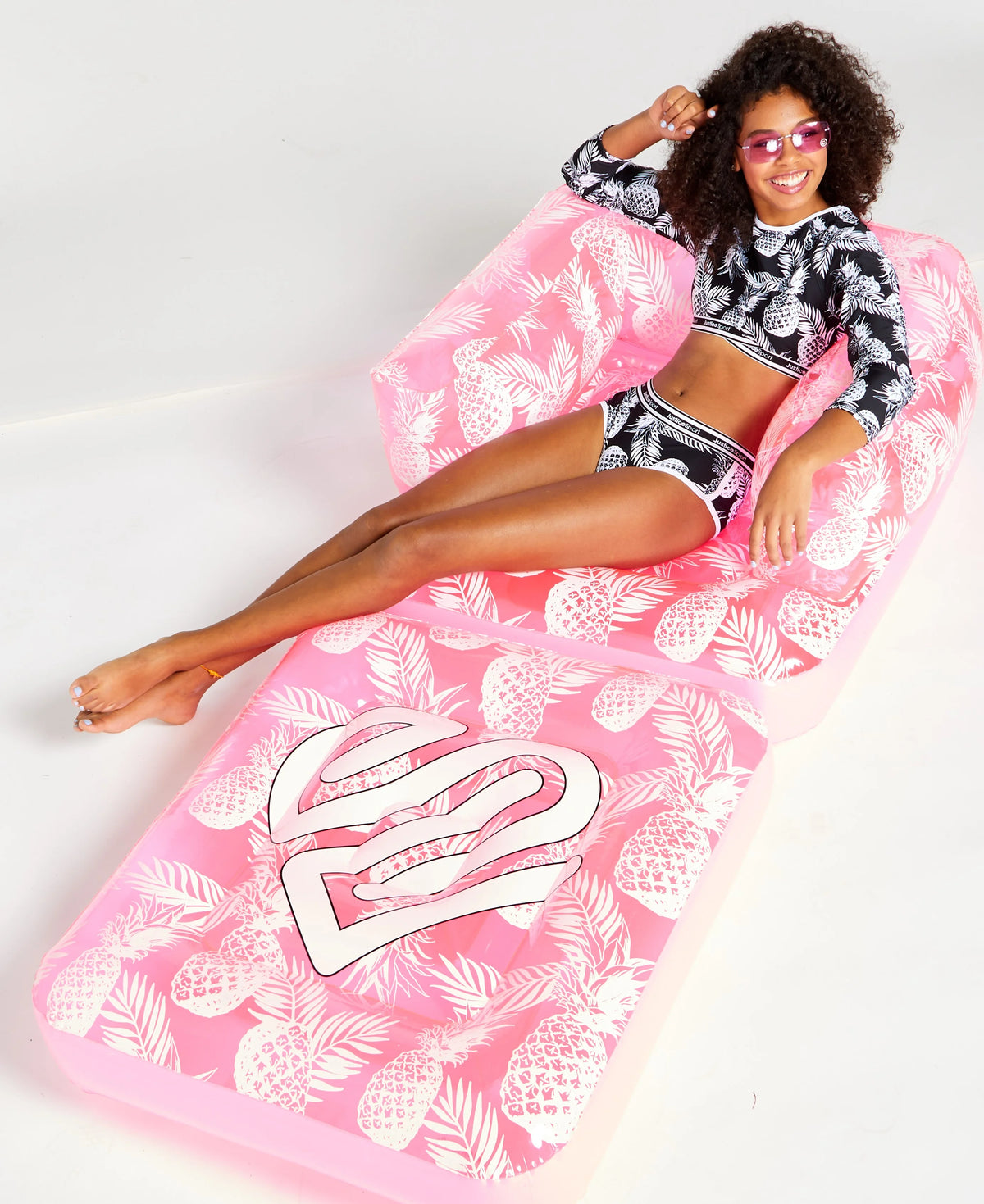 2-in-1 Foldable Pool Lounger Float & Chair O221