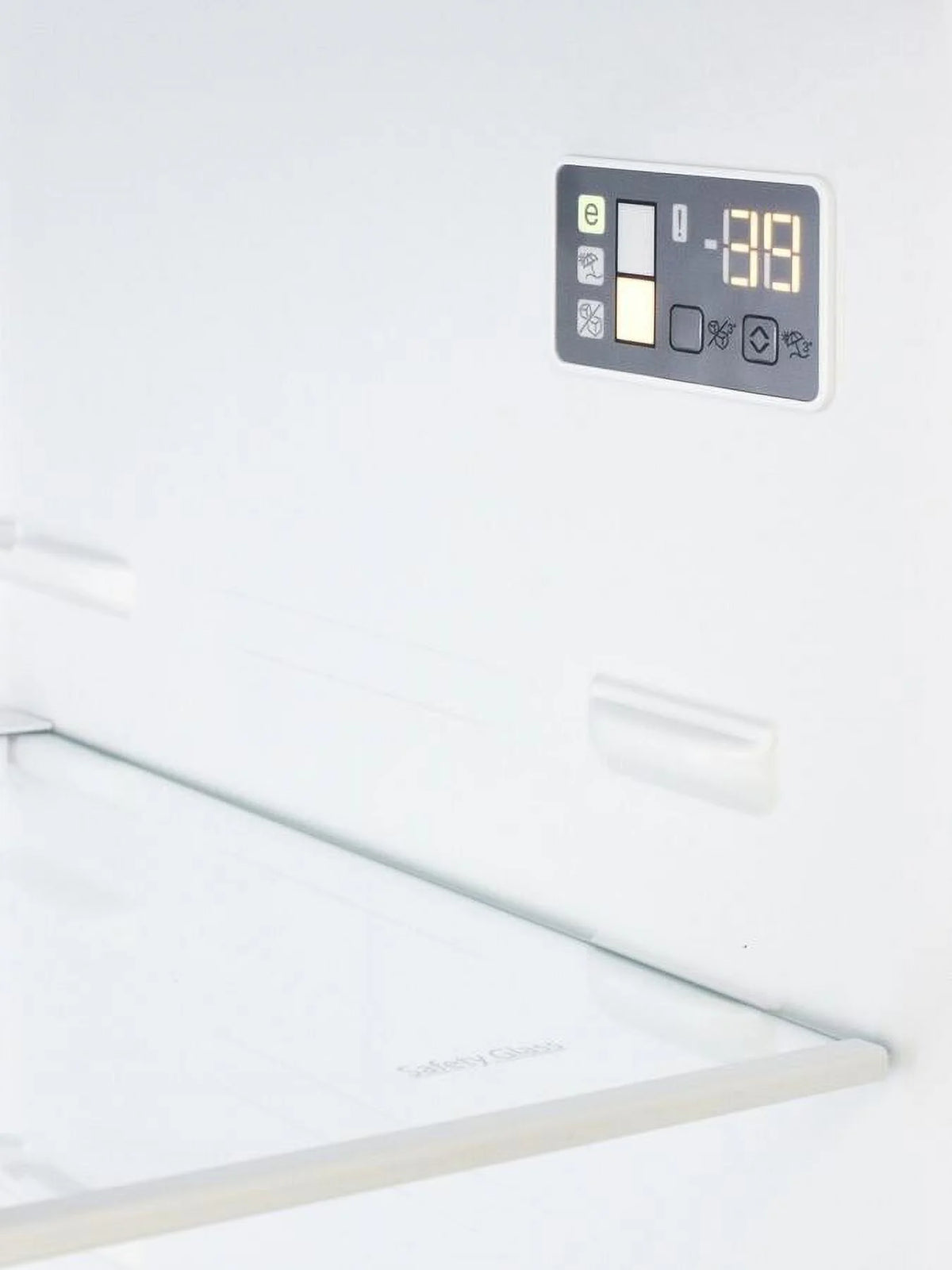 28 Energy Star Bottom Freezer Refrigerator with 16.4 cu. ft. Capacity in Stainless Steel U8297
