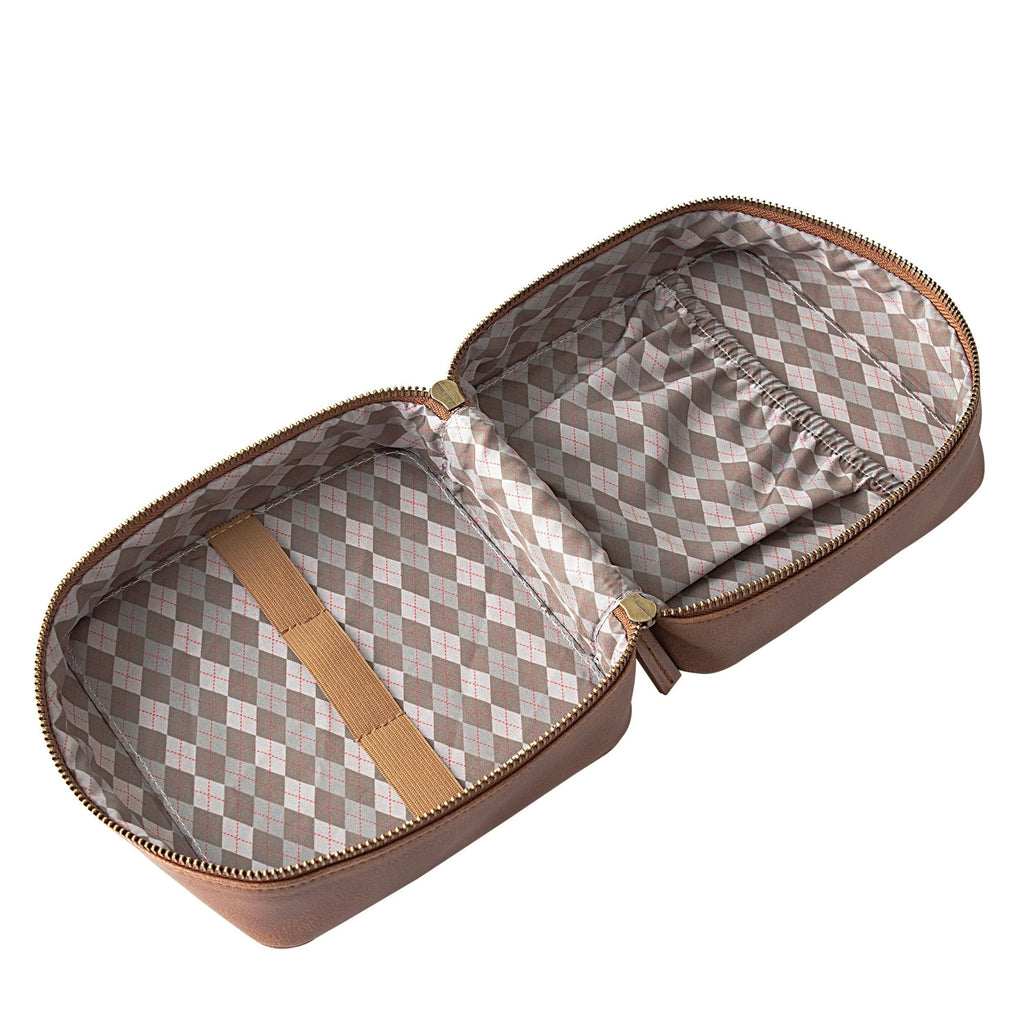 Personalized Travel Tech Case B98945