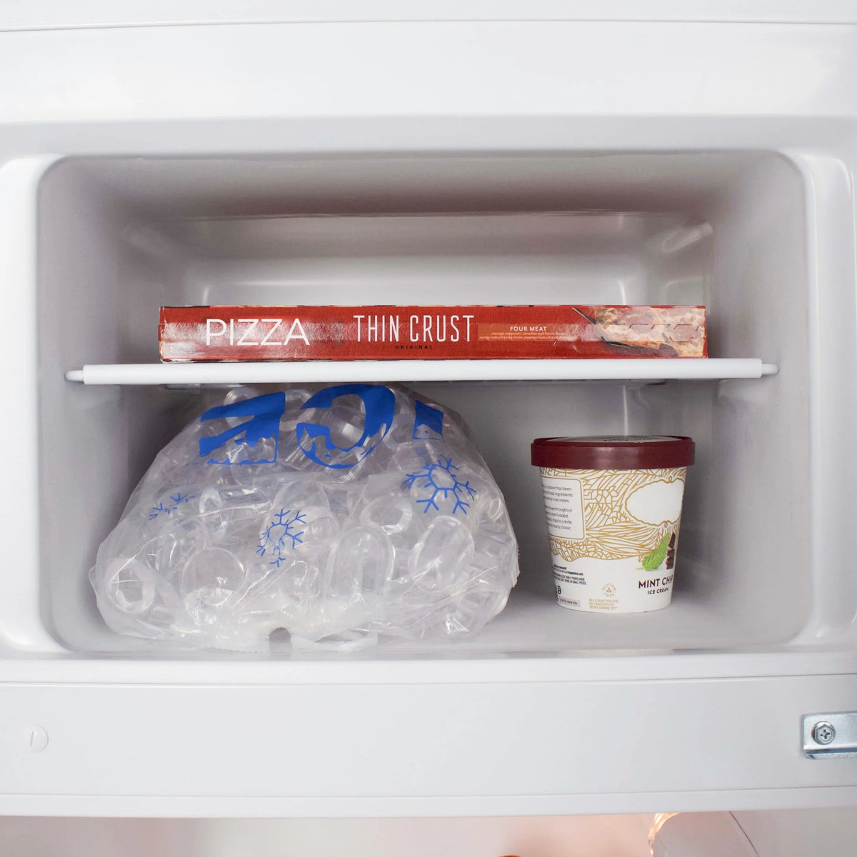Top Freezer Refrigerator Stainless Steel Z858051