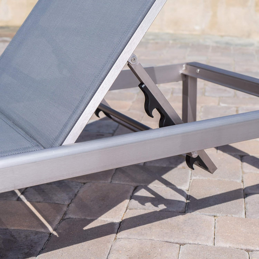 Silver / Dark Grey Outdoor Mesh Chaise Lounge G471